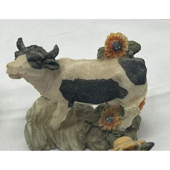 Vintage LOT of 12 Cow Figurines Great Condition - Picture 4 of 16